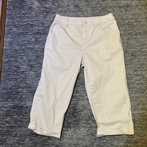 Christopher & banks khaki capris - Picture 1 of 4